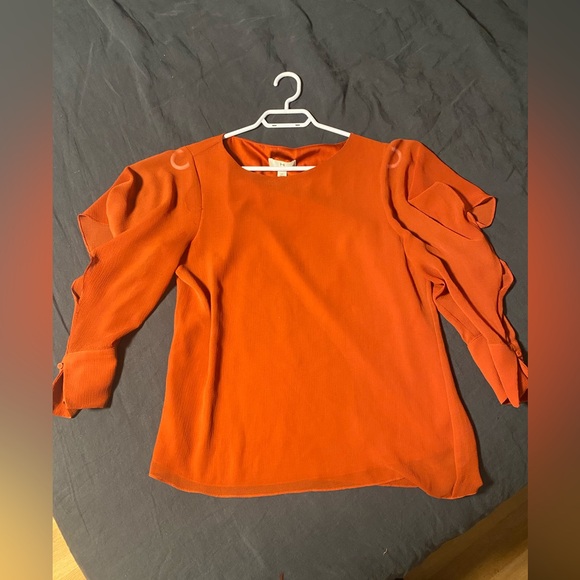Size Small orange blouse - Picture 3 of 3